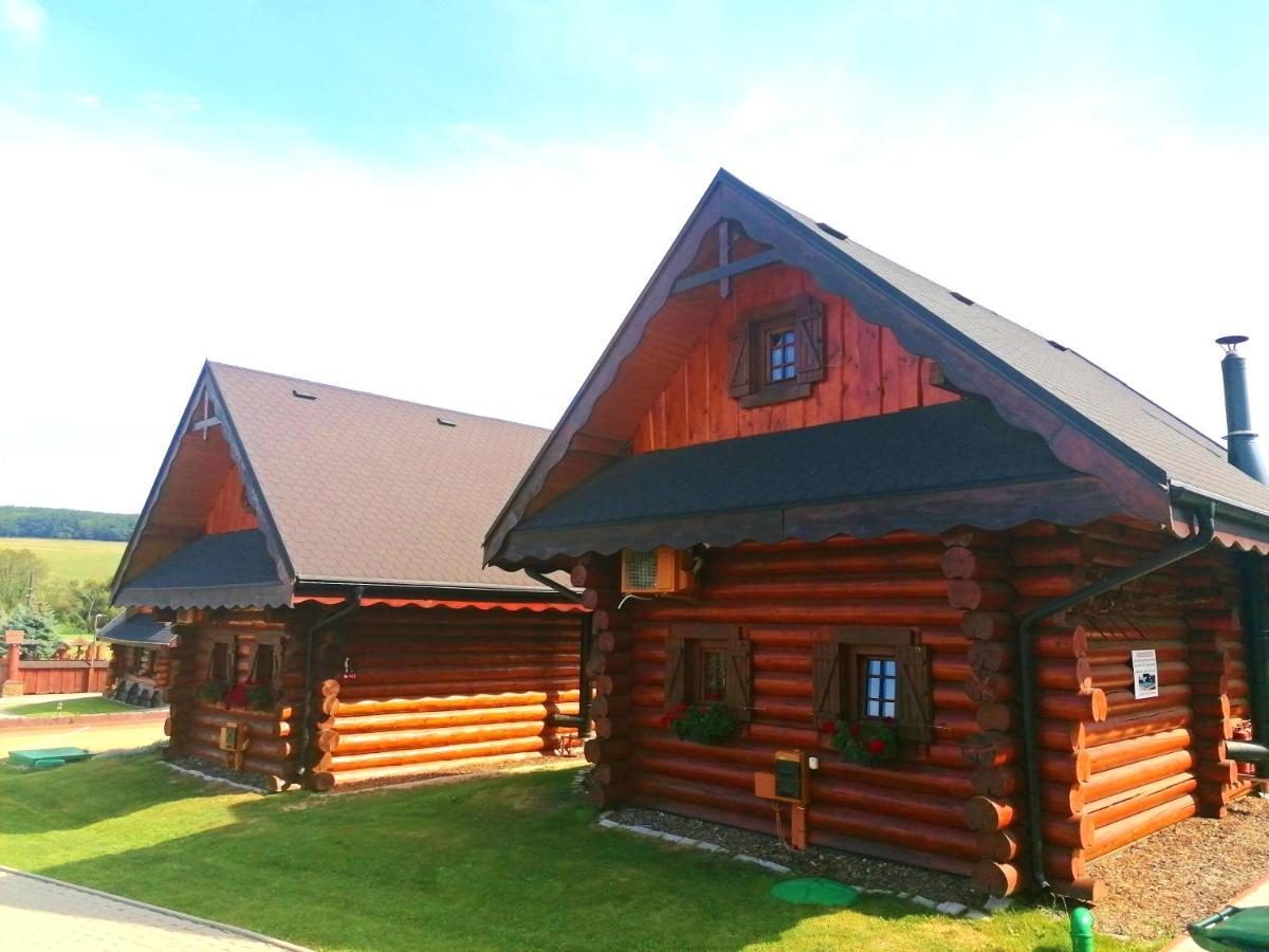 Ubytovanie Koliba Pacho - Zrub Zuzka Prievidza Exterior photo